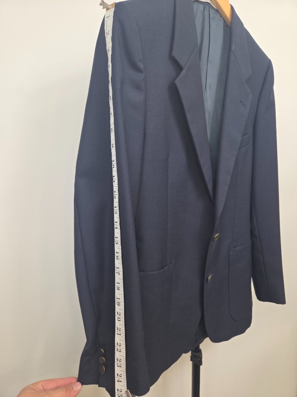 Vintage Yves Saint Laurent Monsieur Men’s Navy Wool Blazer – Made in France - Picture 9 of 14